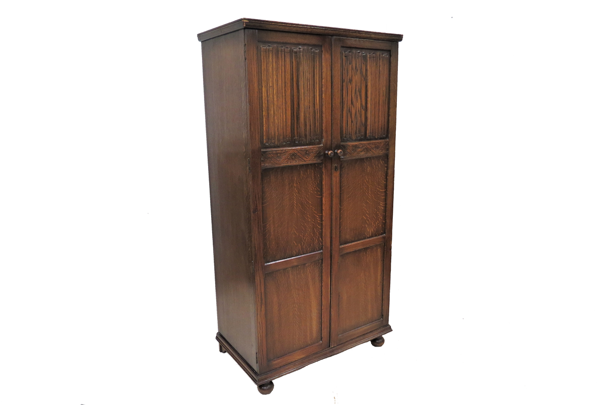 Antique English Tiger Oak Linen Fold Wardrobe or Armoire – No. 7
